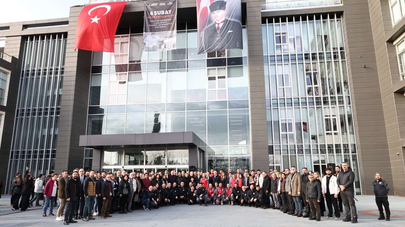 6-subat-depremleri-cekmekoey-de-anildi