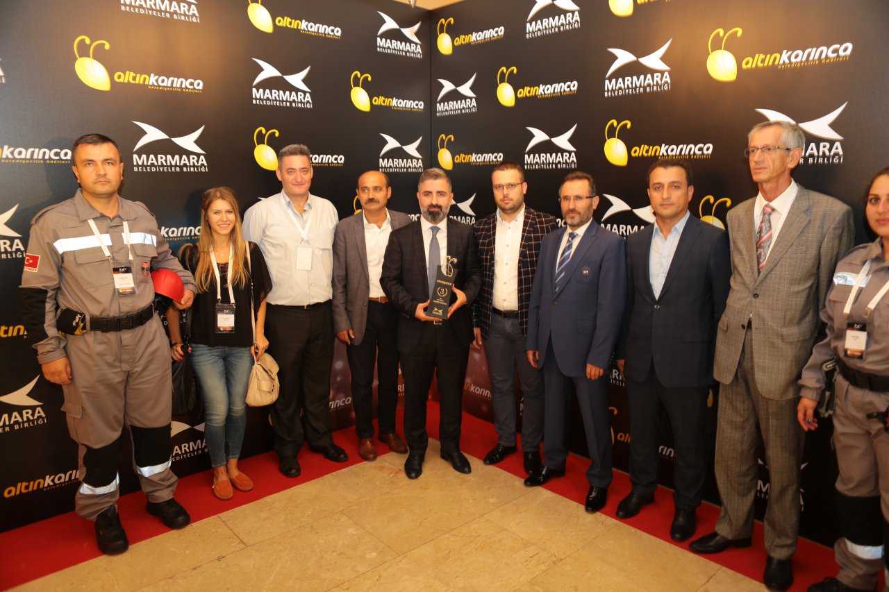 04.10.2016-cekut-a-altin-karinc_nhTy.jpg - 190.84 KB